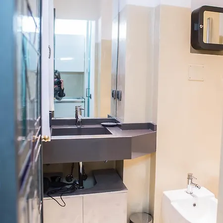 Amendola Fiera Flat Apartment *