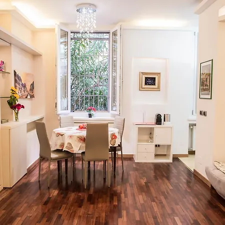 Amendola Fiera Flat Apartment Milan