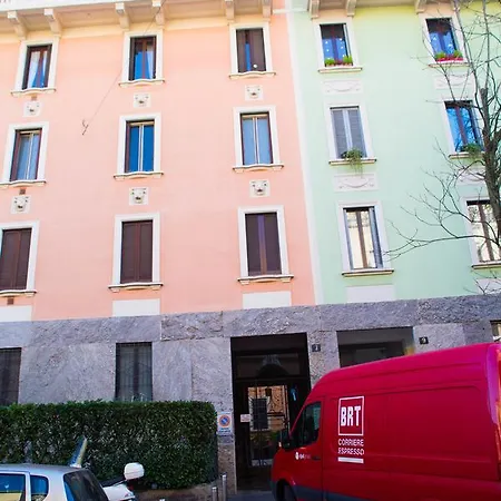Amendola Fiera Flat Apartment Milan
